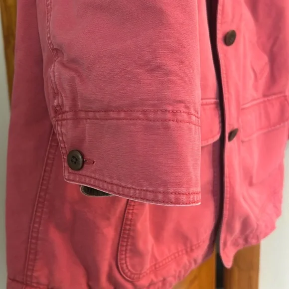 L.L.Bean Quilted Woman’s Barn coat Jacket Color Barn Red - Picture 8 of 12